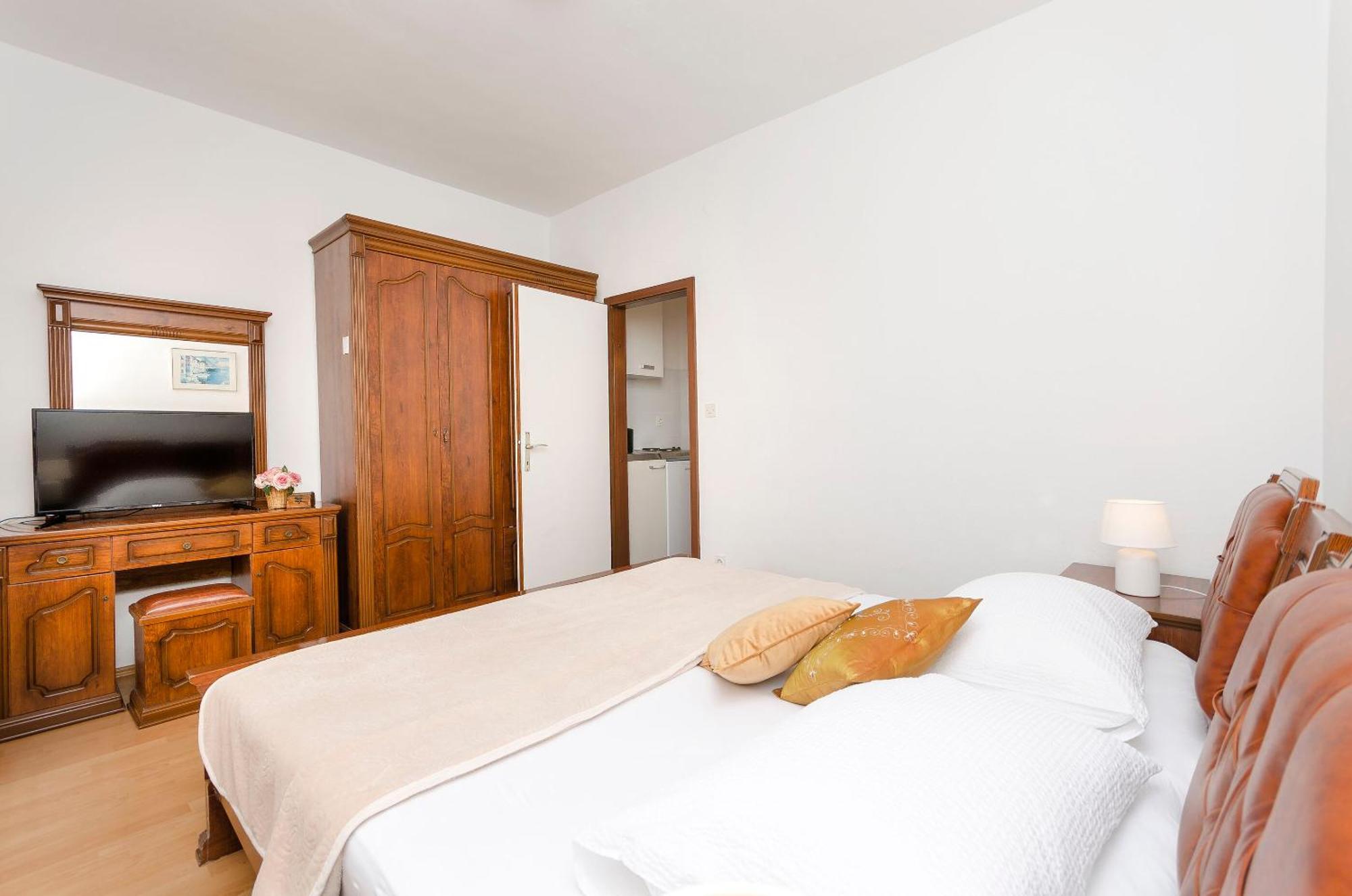 Apartment And Rooms Artina Vodice Dış mekan fotoğraf