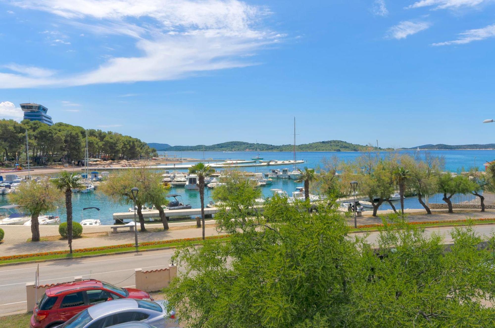 Apartment And Rooms Artina Vodice Dış mekan fotoğraf