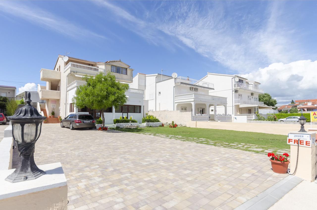 Apartment And Rooms Artina Vodice Dış mekan fotoğraf